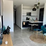 Superbe Sur Le Port, Jacuzzi, Piscine Apartmán *